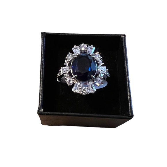 Sz 10 lab created sapphire ss suggested retail $124 - Picture 1 of 5